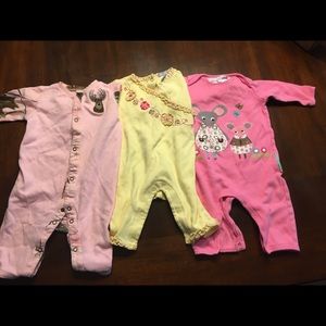 Set of 3 bodysuits